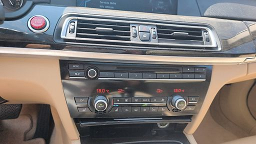 BMW Serie 7 4.4 i V8 465 ActiveHybrid BVA8 - Exclusive – 2011 – 94000 km – Hybride essence – Boîte Automatique — photo 29