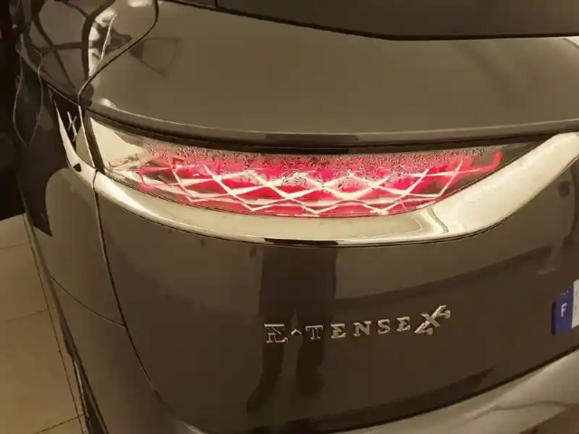 Ds Ds 7 ds7 crossback hybride e-tense 300 eat8 4x4 — photo 150
