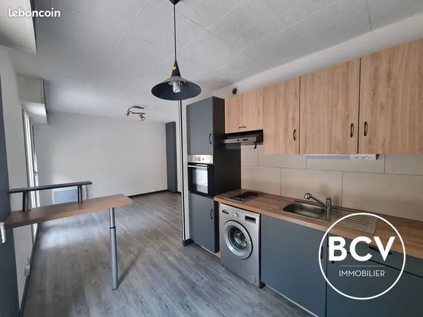 Studio 1 pièce 27 m²