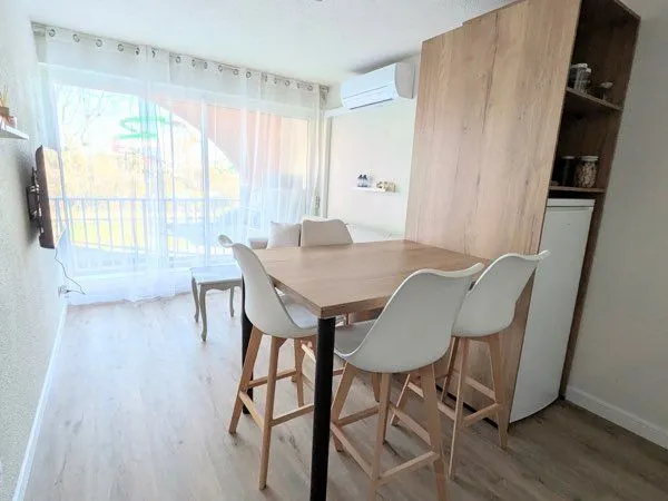 Appt entièrement neuf de 29 m2 bord de mer, piscine, parking, Clim, terrasse