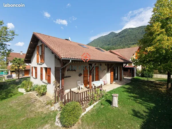 Maison 5 pièces 164 m²