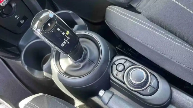 Mini Mini hatch 5 portes cooper s 178 ch dkg7 — photo 10