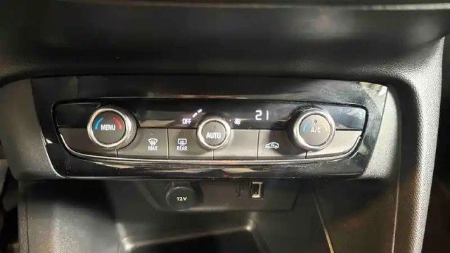 Opel Corsa electrique 136 ch &amp; batterie 50 kwh — photo 18