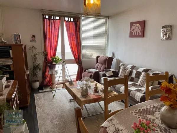 CHALON-SUR-SAONE - POUR INVESTISSEUR - Appartement T3 avec p