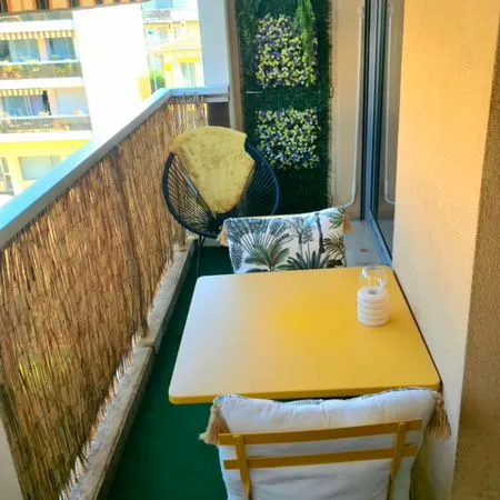 Rare - élégant t1 de 25 m² avec terrasse & espace nuit indépendant