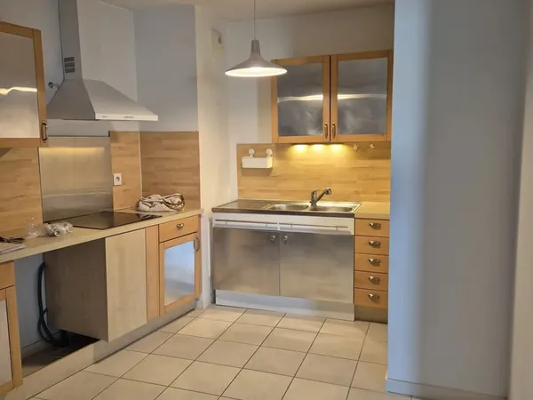 GRENOBLE T4 de 80.85m² + balcon + garage