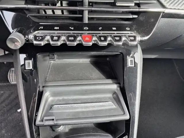 Peugeot 2008 puretech 130 s&amp;s bvm6 allure — photo 22