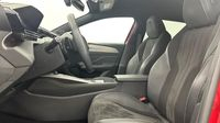 Peugeot 408 1.2 PureTech 130ch S&S GT EAT8 — photo 9