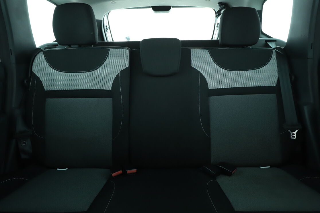 Dacia Duster 1.5 dCi Prestige 4x2 — photo 14