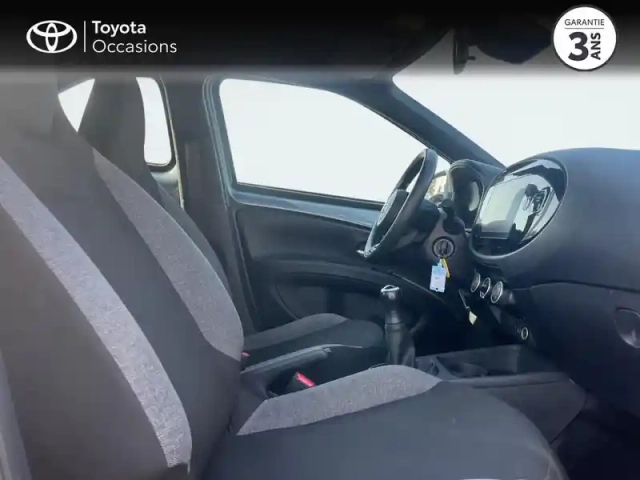 Toyota Aygo X 1.0 vvt-i 72ch dynamic my24 — photo 6