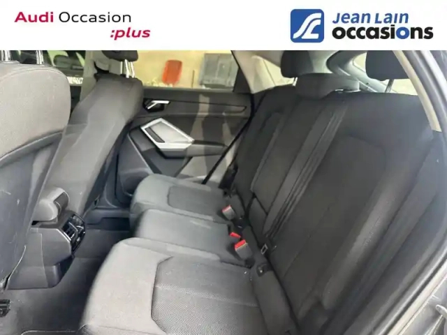 Audi Q3 sportback 35 tfsi 150 ch s tronic 7 — photo 17