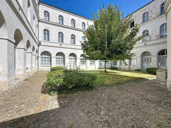 Appartement T3 - Bouchon de champagne - Cathédrale
