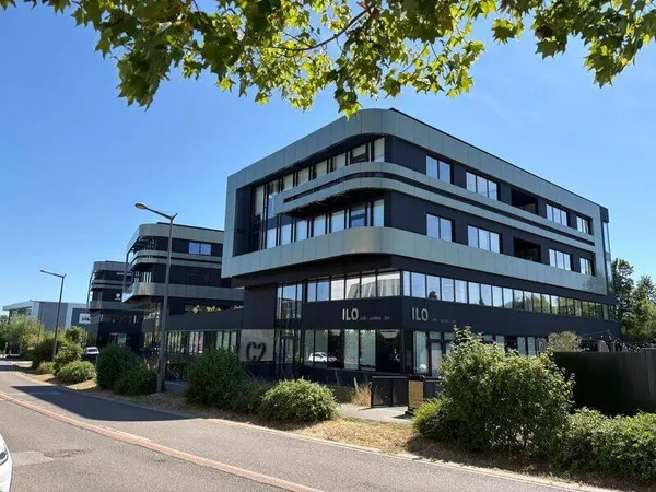 Bureaux 2013 m²