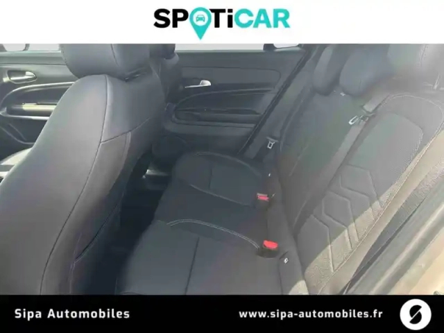 Jeep Avenger 1.2 turbo t3 110 ch e-hybrid bvr6 — photo 13