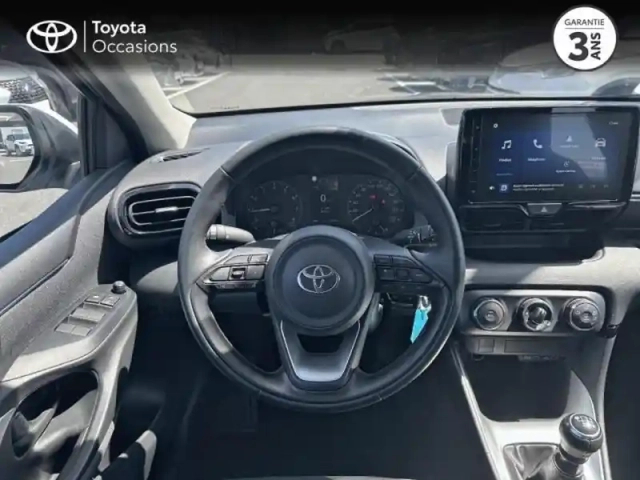 Toyota Yaris 120 vvt-i dynamic business 5p pack confort — photo 9
