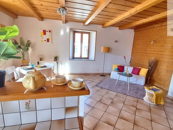 Charmant duplex de 107 m2 aux Hôpitaux-Vieux 266 000 EUR