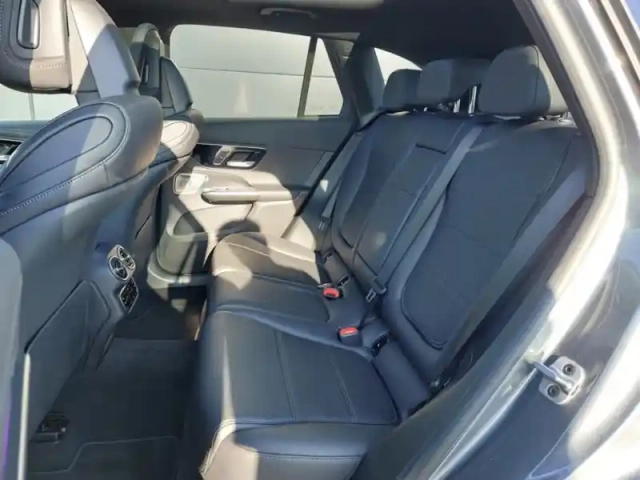 Mercedes Glc 400 e 4matic amg line — photo 10