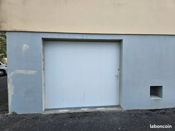 GARAGE FERMÉ 18 m² - BILLÈRE - ACCÈS 24H/24