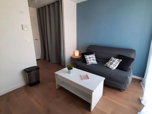 Studio meublé résidence privée