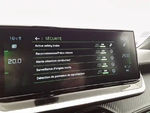Peugeot 2008 puretech 130 s&amp;s bvm6 — photo 52