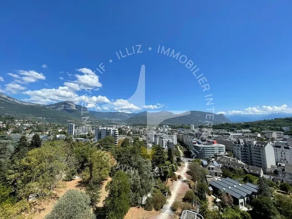Appartement T3 de 56 m2 Entièrement rénové - Vue panoramique