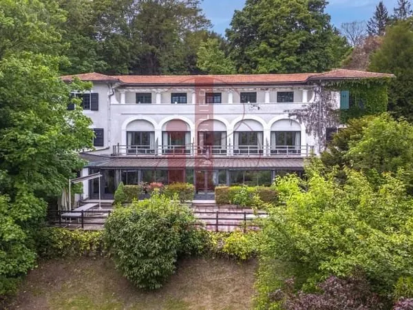 Village Proche Fontainebleau - Hotel 13 N° Restaurant 800 m² - Environnement Exceptionnel Vue Seine