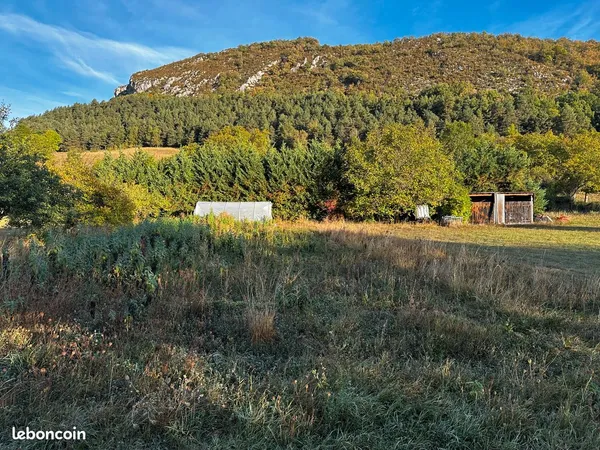 Joli terrain de loisir/agricole