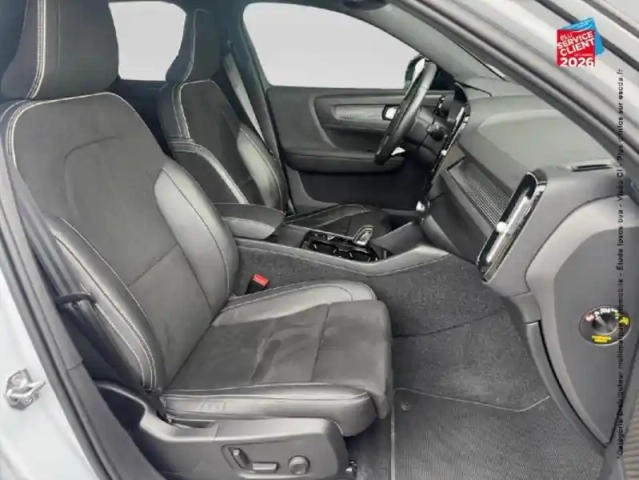 Volvo Xc40 t5 recharge 180 + 82ch r-design dct 7 camera carplay — photo 20