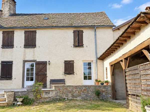 Maison de 90 m2 avec un bel extérieur