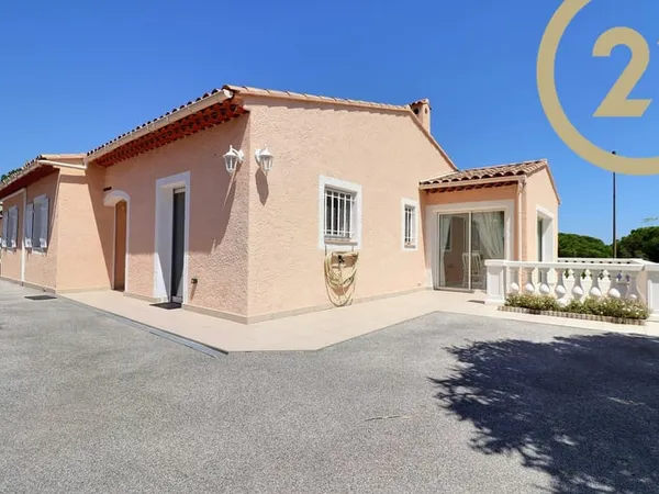 VENTE - FREJUS - TOUR DE MARE - Villa 4 pièces de 100m2 envi