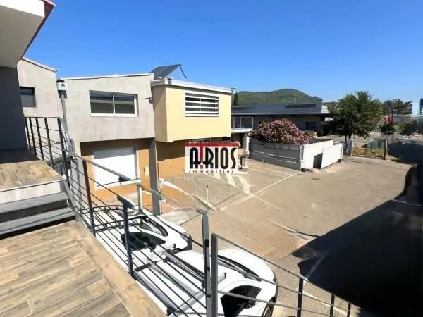 Local d'activité 567 m²