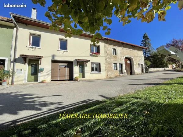 Maison 8 pièces 160 m²
