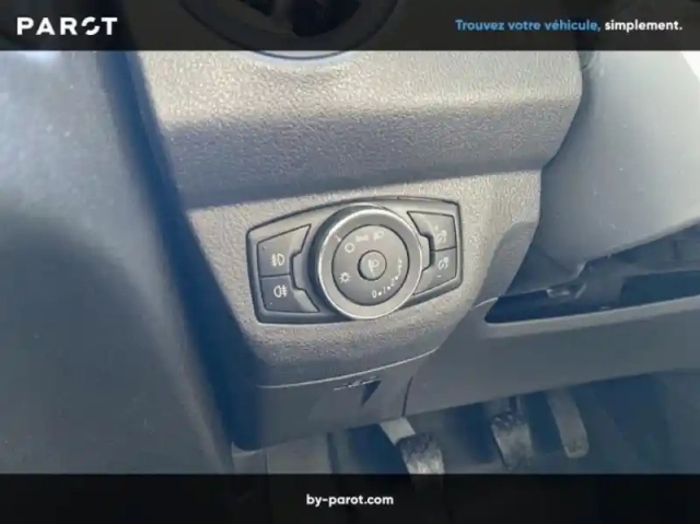 Ford Transit Courier fourgonnette 1.0e 100ch stop&amp;start trend — photo 18