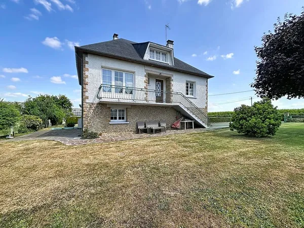 Maison Grandparigny (50540), 4 pièce(s), sous-sol, plain-pied, terrain,
