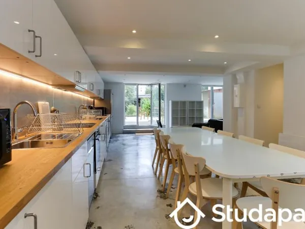 Chambre dans une colocation de 9m2
