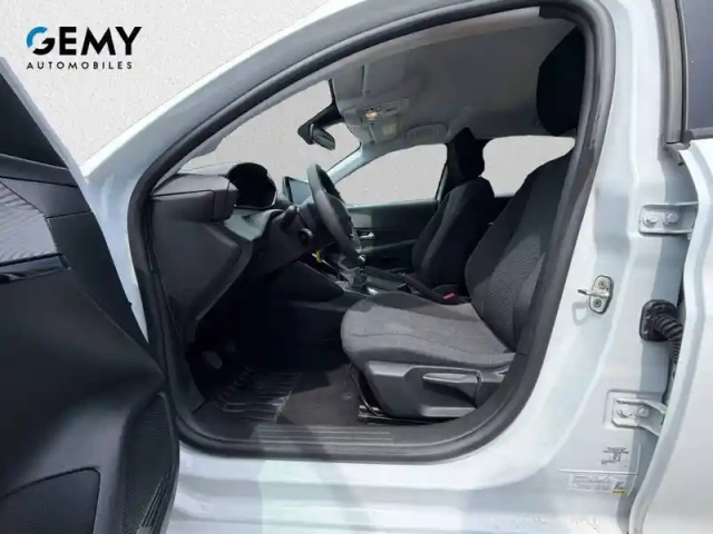 Peugeot 208 100 s&amp;s bvm6 — photo 9