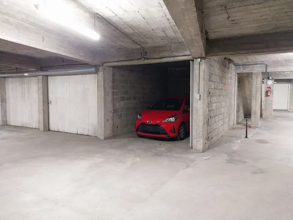 Garage fermé 15m² à Saint-Brieuc dans ensemble immobilier