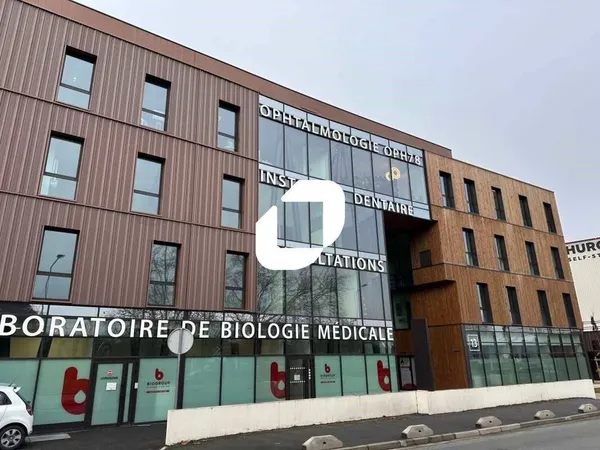 Bureaux 1572 m²