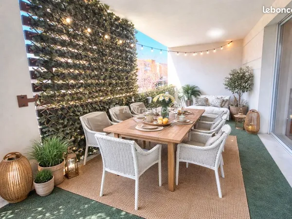 Superbe T4 80 m²entièrement rénové avec balcon de 10 m² - Garage