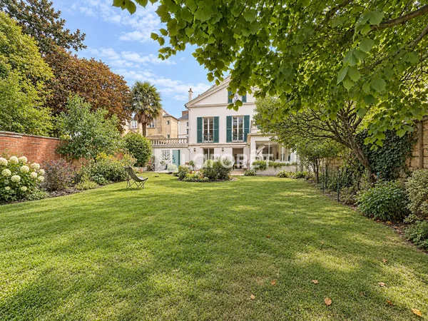 Appartement 5 pièces 131 m²