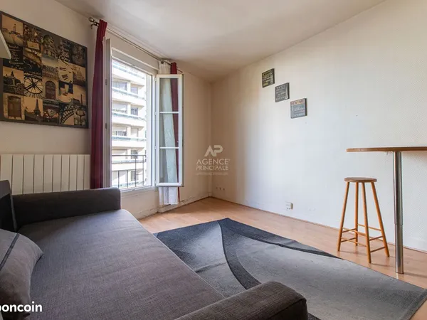 Studio 1 pièce 21 m²