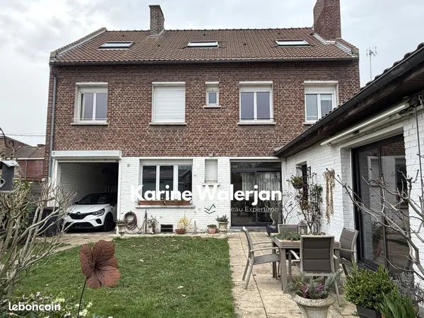 Maison 10 pièces 217 m²