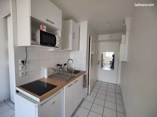 Studio 1 pièce 20 m²