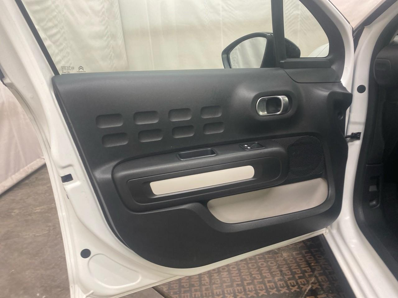 Citroën C3 societe puretech 83 s&s bvm feel nav — photo 26