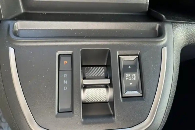 Citroën Spacetourer m diesel 180 ch automatique — photo 27