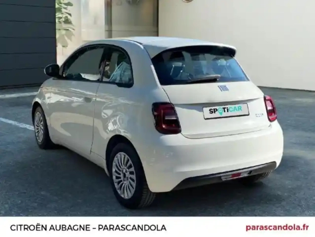 Fiat 500 e 95ch action — photo 7