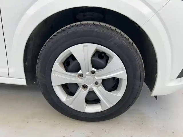 Dacia Sandero eco-g 100 — photo 21