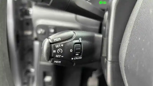 Citroën C3 puretech 82 s&amp;s bvm5 — photo 15