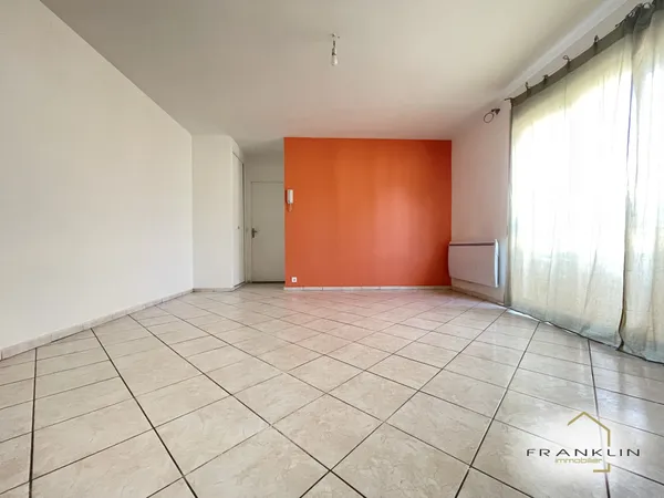 Mitry-Mory - Appartement F2 - 40 m2 habitables - 1 chambres