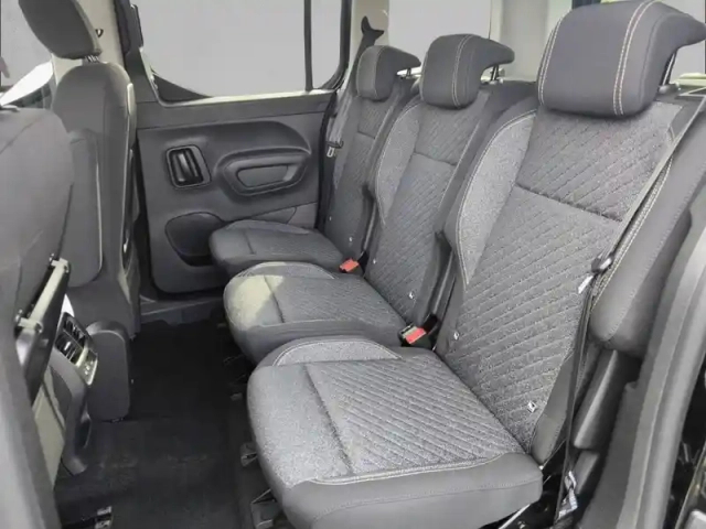 Peugeot Rifter m diesel 100 ch manuelle 5pl — photo 12